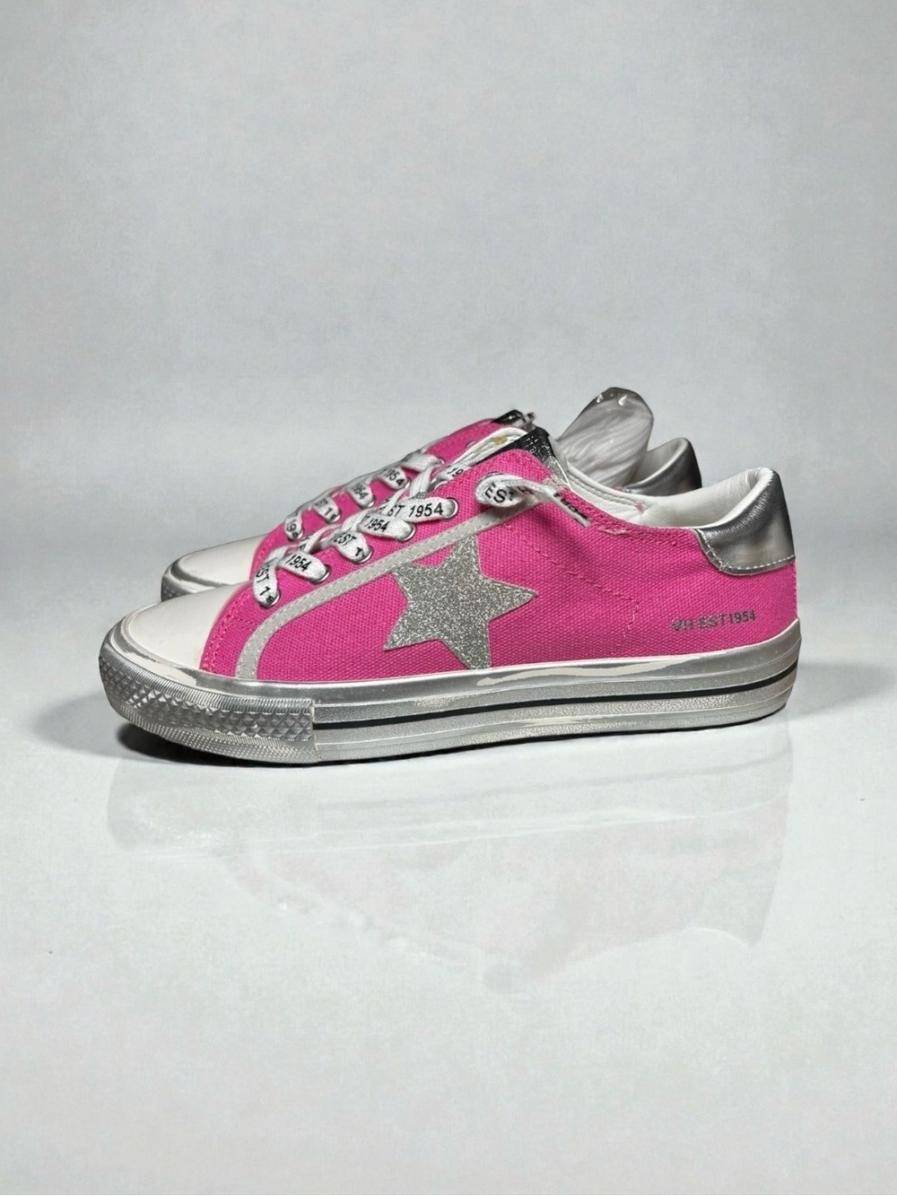 🌻NEW w/tag Vintage Havana Alive Pink Metallic Glitter Slip-On Sneakers Size 7